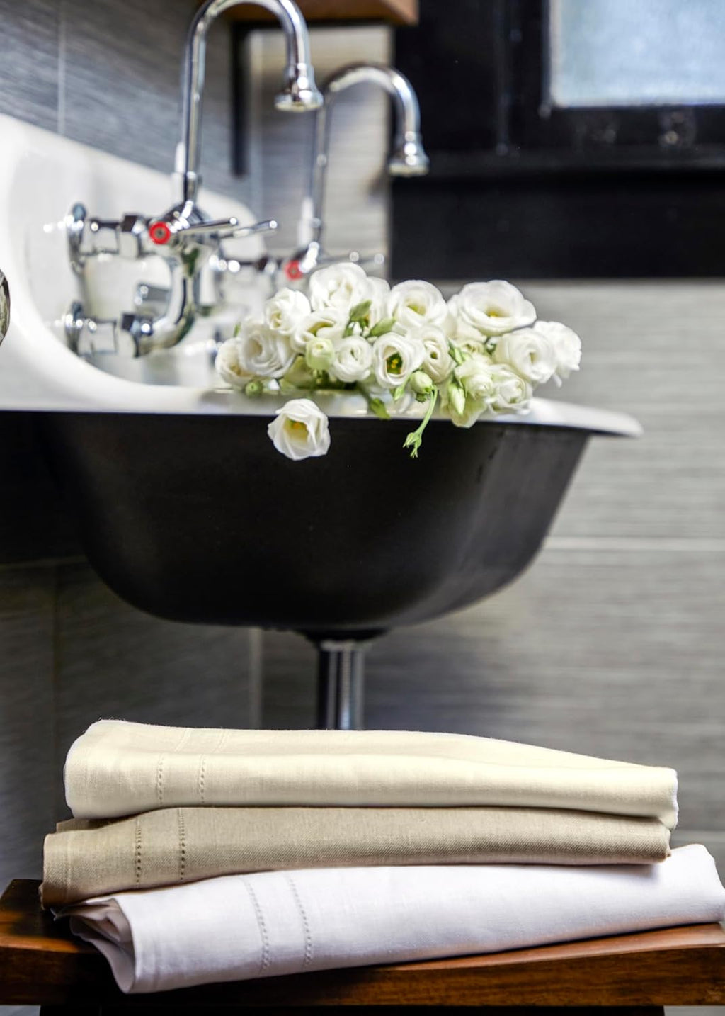 Solino Home Linen Bath Towel 30 x 54 Inch - 100% Pure Linen Natural Bath Towel - Quick Dry & Machine Washable and Handcrafted from European Flax
