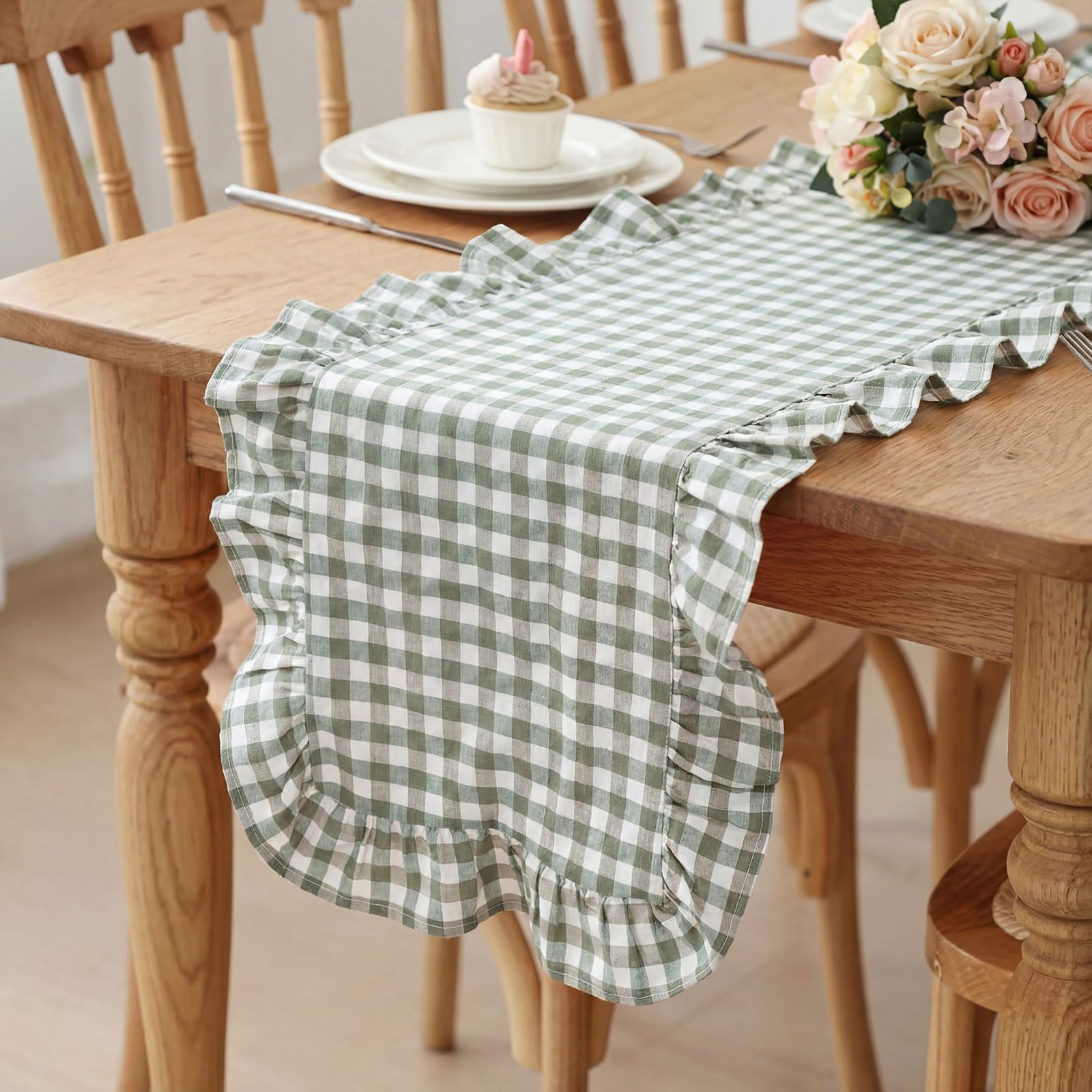 HunnmingRe 1 Pcs Blue Plaid Gingham Ruffle Table Runner 118 x 13.8'' Farmhouse Table Runner 100% Cotton Scalloped Long Dresser Scarves for Dining Room, Wedding, Kitchen Rustic Home Decor