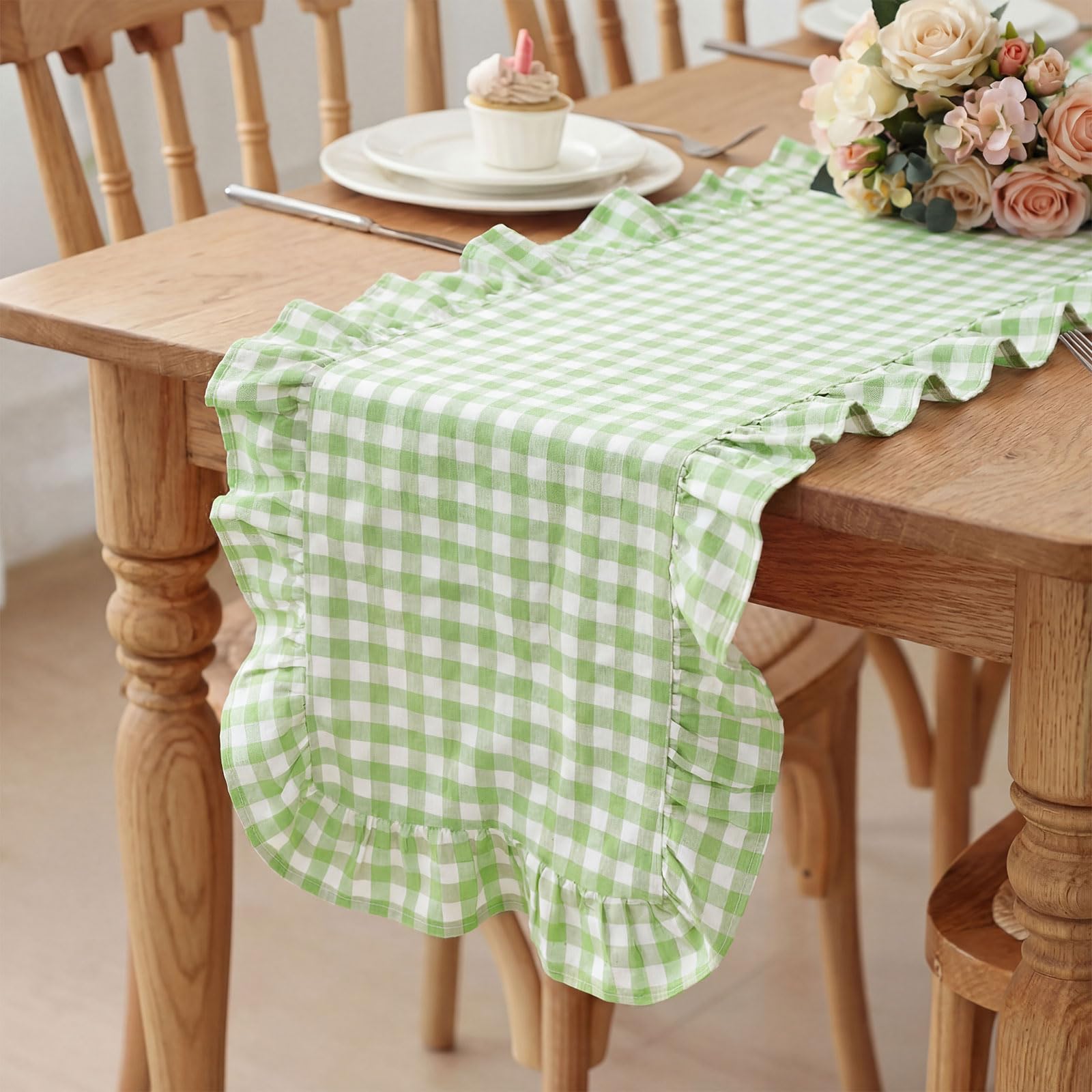 HunnmingRe 1 Pcs Blue Plaid Gingham Ruffle Table Runner 118 x 13.8'' Farmhouse Table Runner 100% Cotton Scalloped Long Dresser Scarves for Dining Room, Wedding, Kitchen Rustic Home Decor