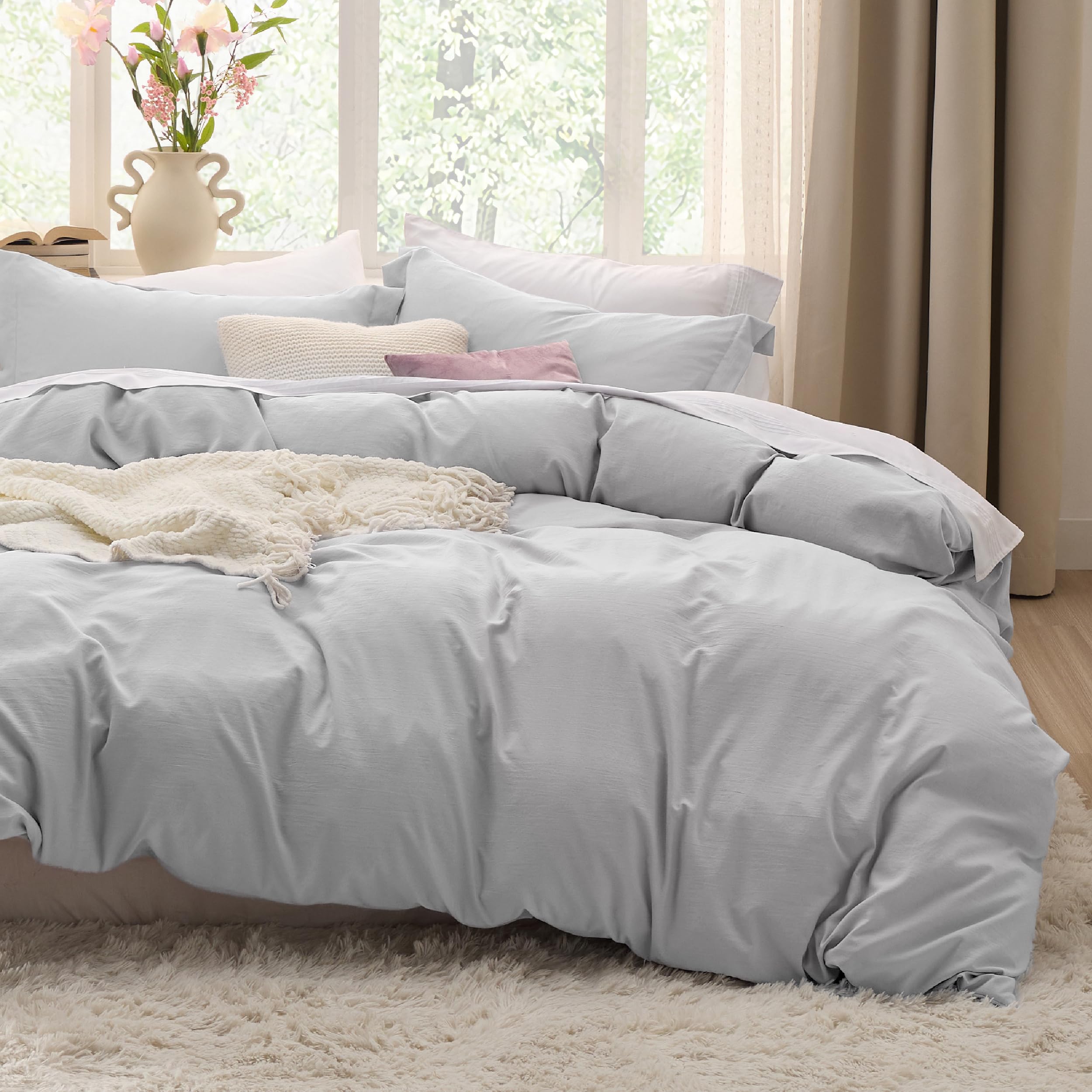 Bedsure White Duvet Cover Queen Size - 3 Pieces Prewashed Cotton-Like Polyester Extra Soft Bedding Set, Includes 1 Duvet Cover 90x90 Inches with Zipper Closure & 2 Pillow Shams, Comforter Not Included