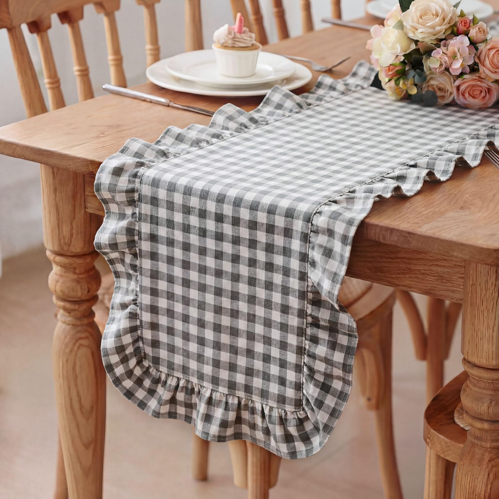 HunnmingRe 1 Pcs Blue Plaid Gingham Ruffle Table Runner 118 x 13.8'' Farmhouse Table Runner 100% Cotton Scalloped Long Dresser Scarves for Dining Room, Wedding, Kitchen Rustic Home Decor