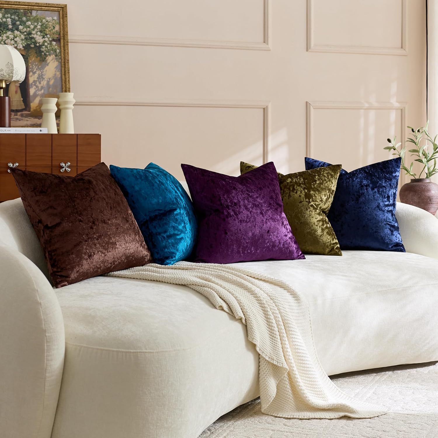 KINDREX Velvet Throw Pillow Covers 20x20 Set of 2, Luxurious Velvet Decorative Pillow Cases, Solid Square Cushion Covers for Farmhouse Couch Sofa Bed Living Room, Purple