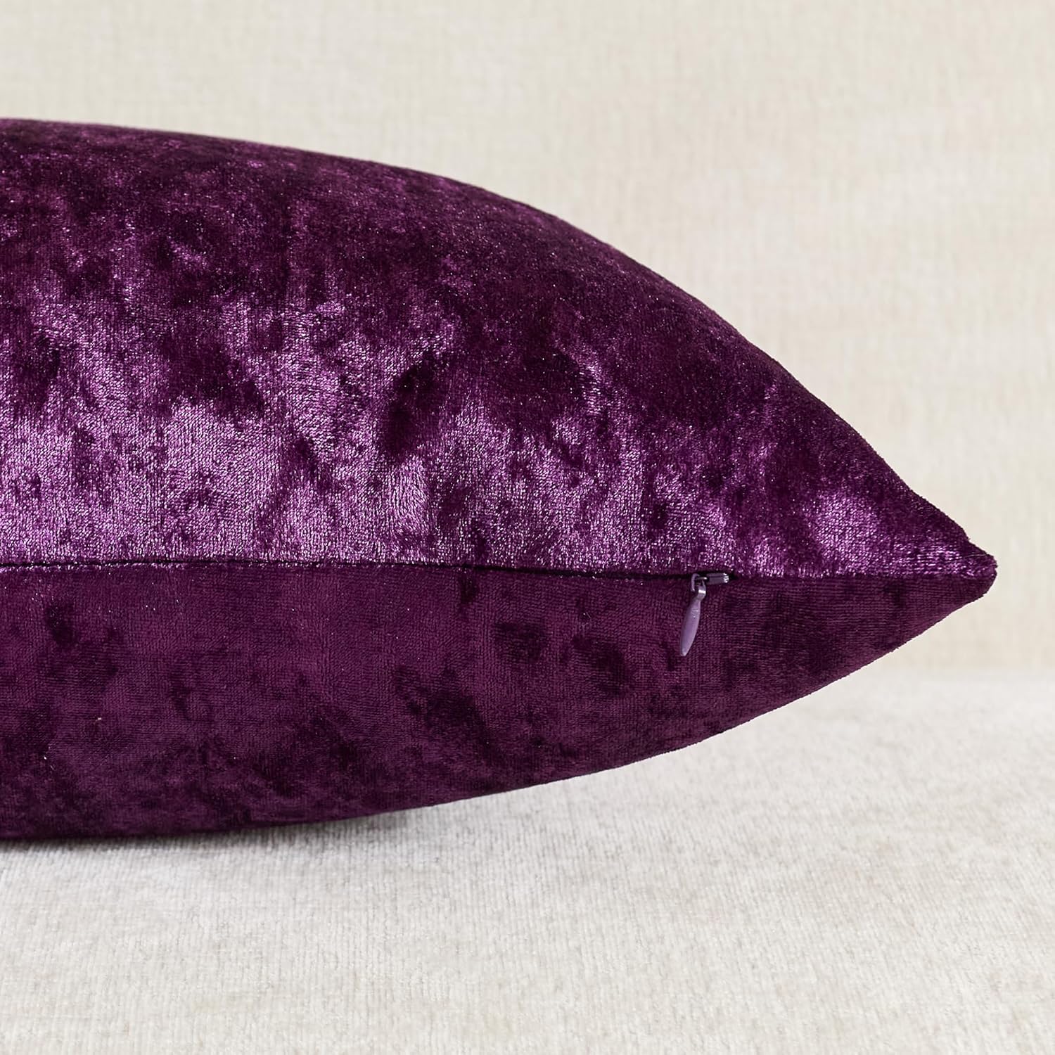 KINDREX Velvet Throw Pillow Covers 20x20 Set of 2, Luxurious Velvet Decorative Pillow Cases, Solid Square Cushion Covers for Farmhouse Couch Sofa Bed Living Room, Purple