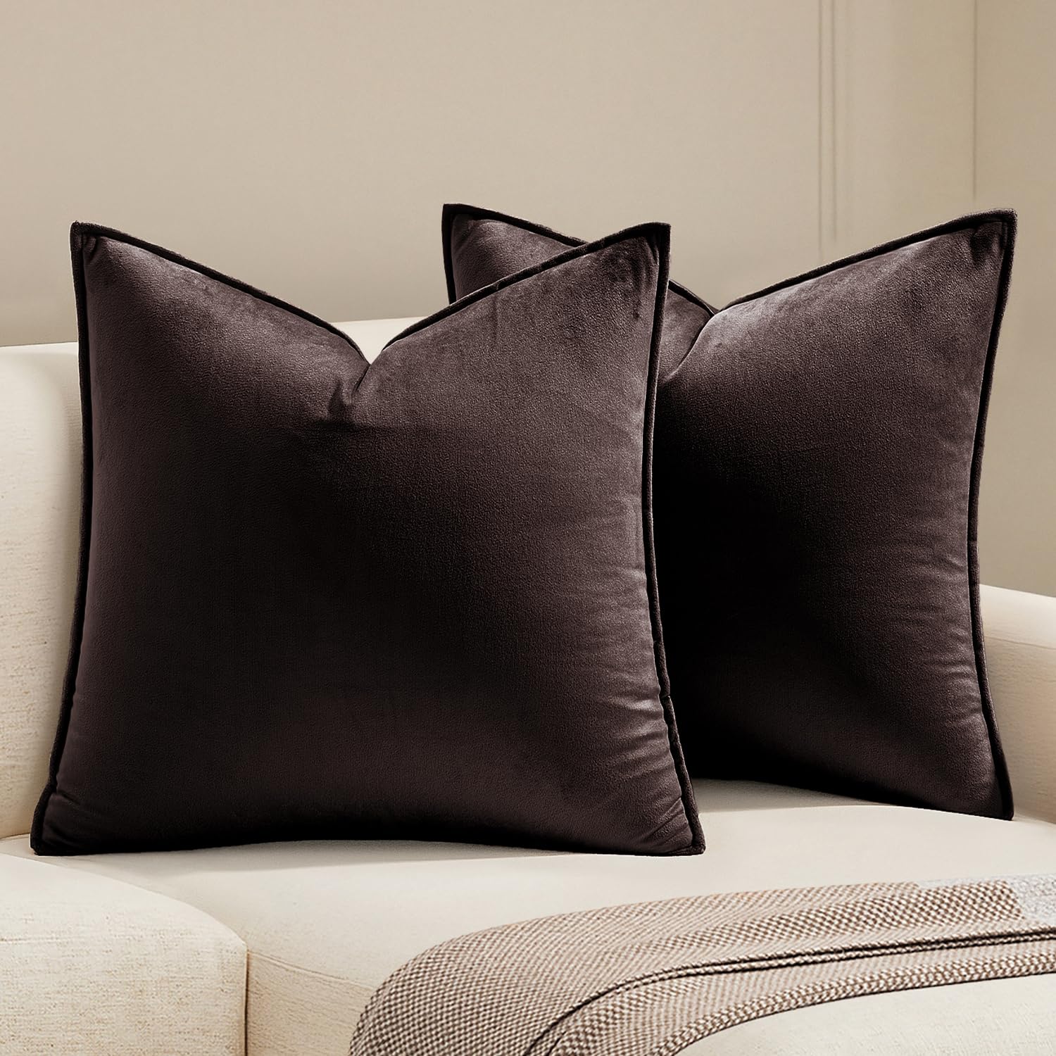 MIULEE Brown Velvet Throw Pillow Covers 20x20 Soft Decorative Solid Square Cushion Cases Pack of 2 Modern Luxury Home Decor for Couch, Sofa, Bedroom