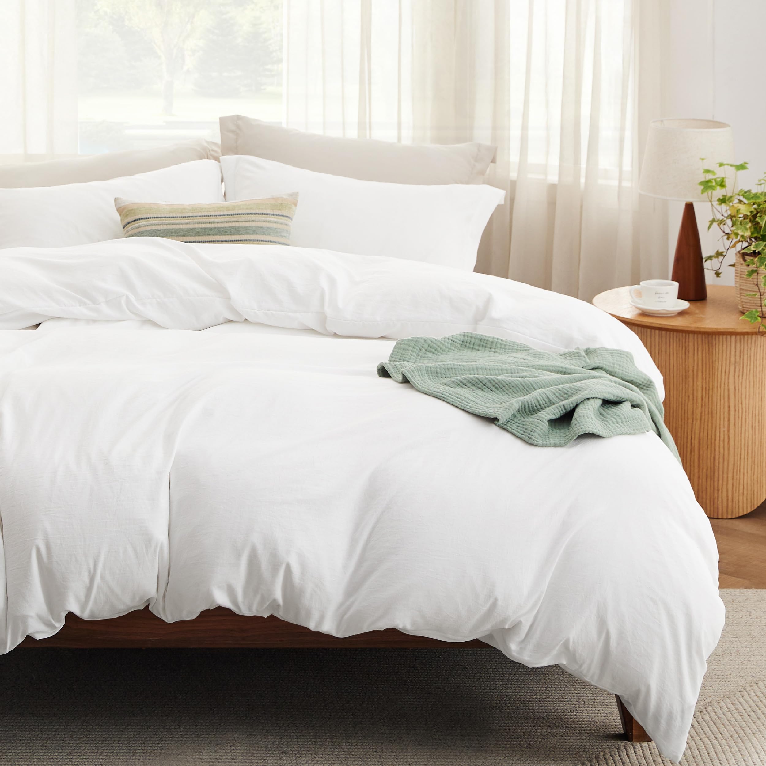 Bedsure White Duvet Cover Queen Size - 3 Pieces Prewashed Cotton-Like Polyester Extra Soft Bedding Set, Includes 1 Duvet Cover 90x90 Inches with Zipper Closure & 2 Pillow Shams, Comforter Not Included