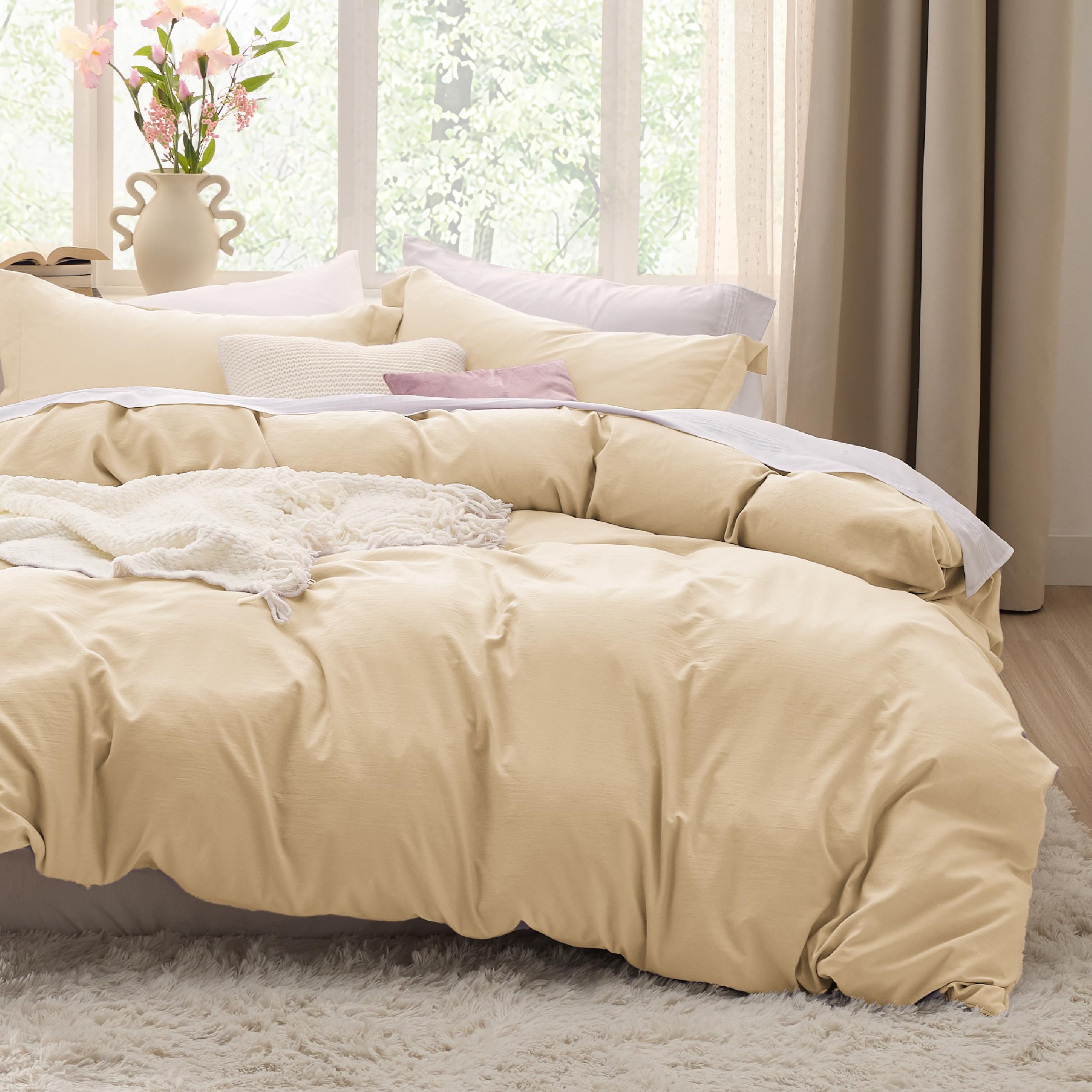Bedsure White Duvet Cover Queen Size - 3 Pieces Prewashed Cotton-Like Polyester Extra Soft Bedding Set, Includes 1 Duvet Cover 90x90 Inches with Zipper Closure & 2 Pillow Shams, Comforter Not Included