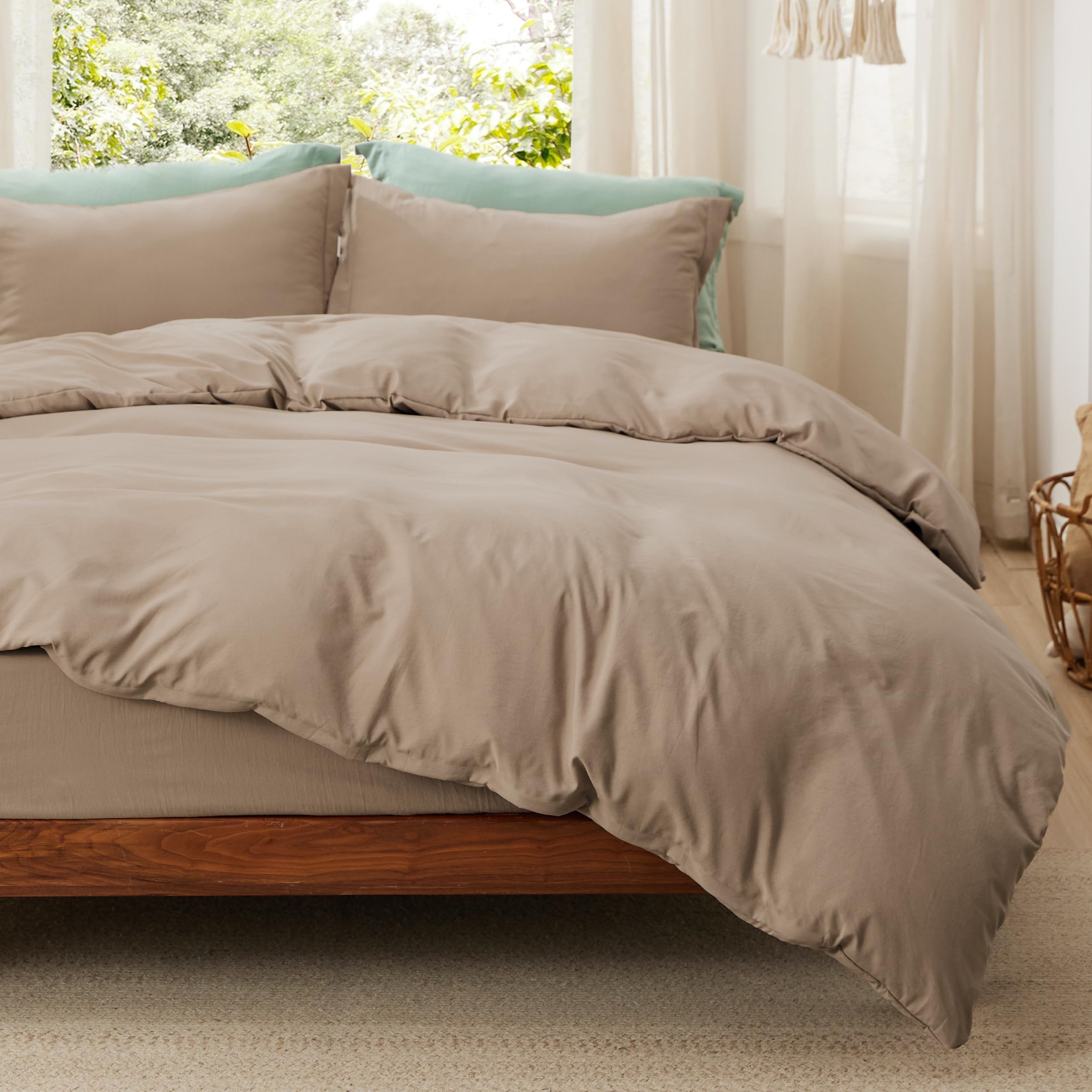Bedsure White Duvet Cover Queen Size - 3 Pieces Prewashed Cotton-Like Polyester Extra Soft Bedding Set, Includes 1 Duvet Cover 90x90 Inches with Zipper Closure & 2 Pillow Shams, Comforter Not Included