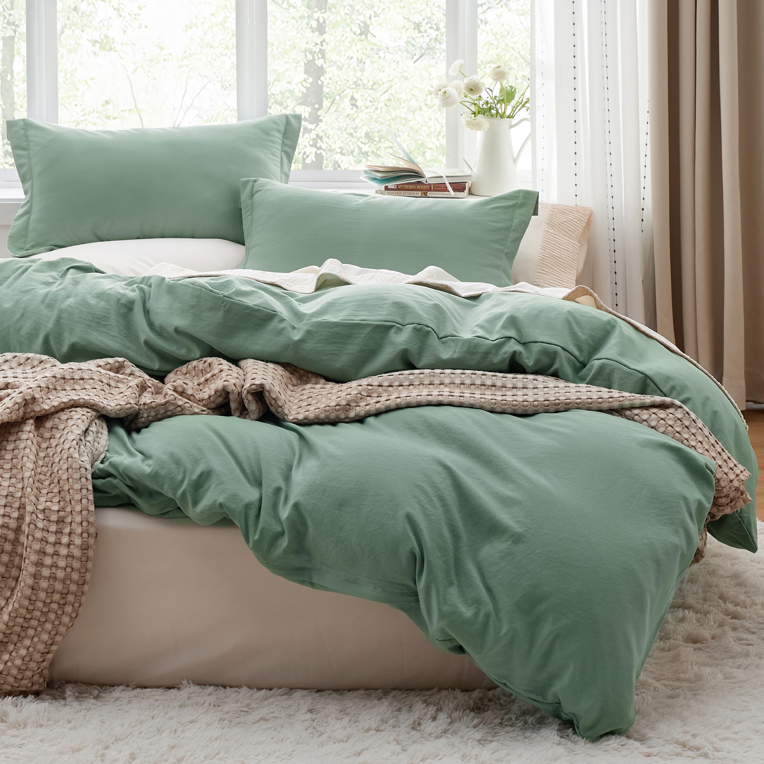 Bedsure White Duvet Cover Queen Size - 3 Pieces Prewashed Cotton-Like Polyester Extra Soft Bedding Set, Includes 1 Duvet Cover 90x90 Inches with Zipper Closure & 2 Pillow Shams, Comforter Not Included